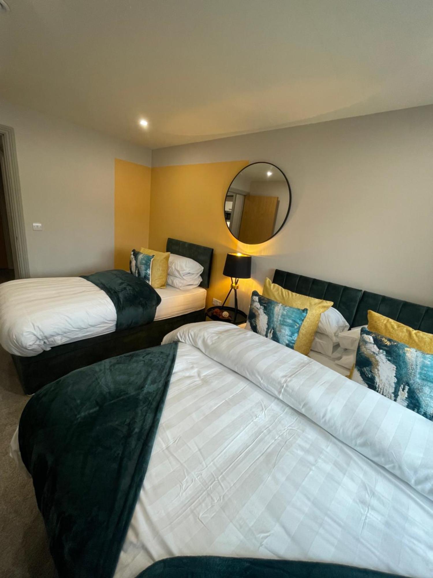 Central Royale - Rose Platinum Properties Leeds  Ngoại thất bức ảnh